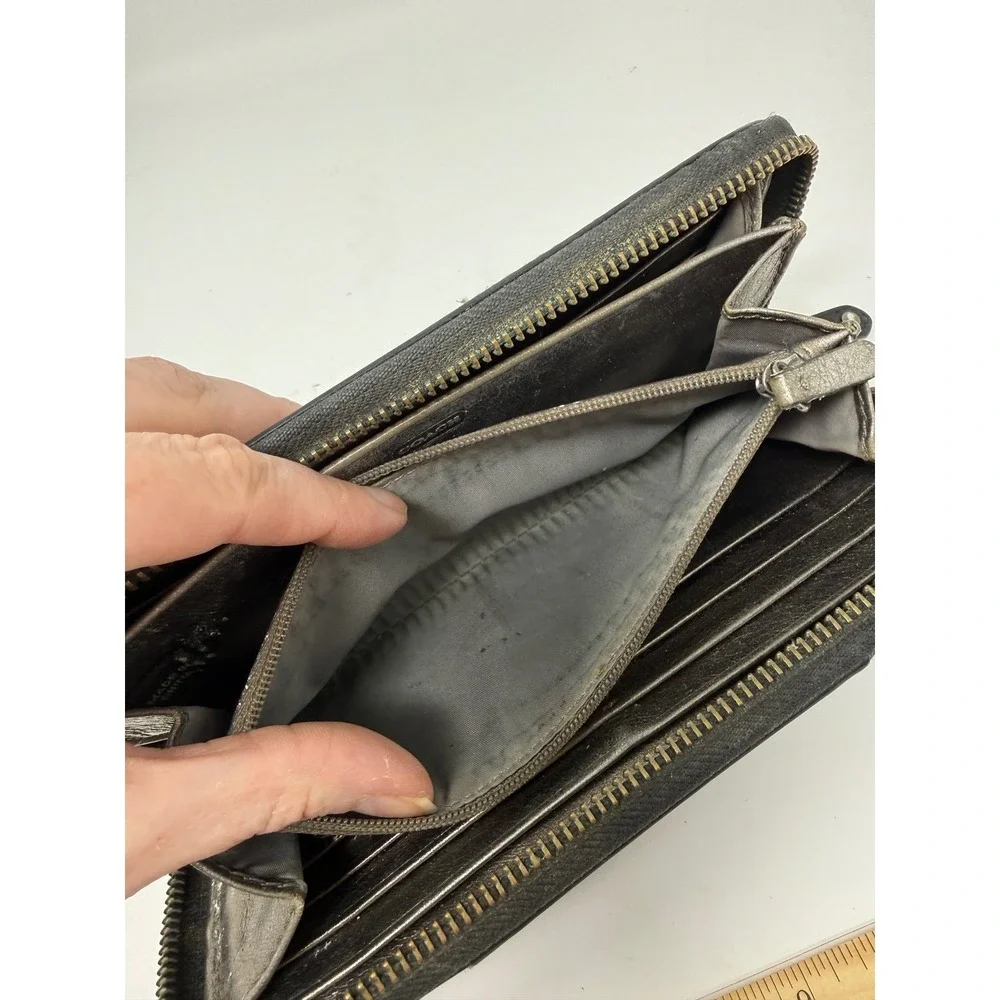 COACH Crocodile Embossed Leather Accordion Black Wallet 8 inches‎
